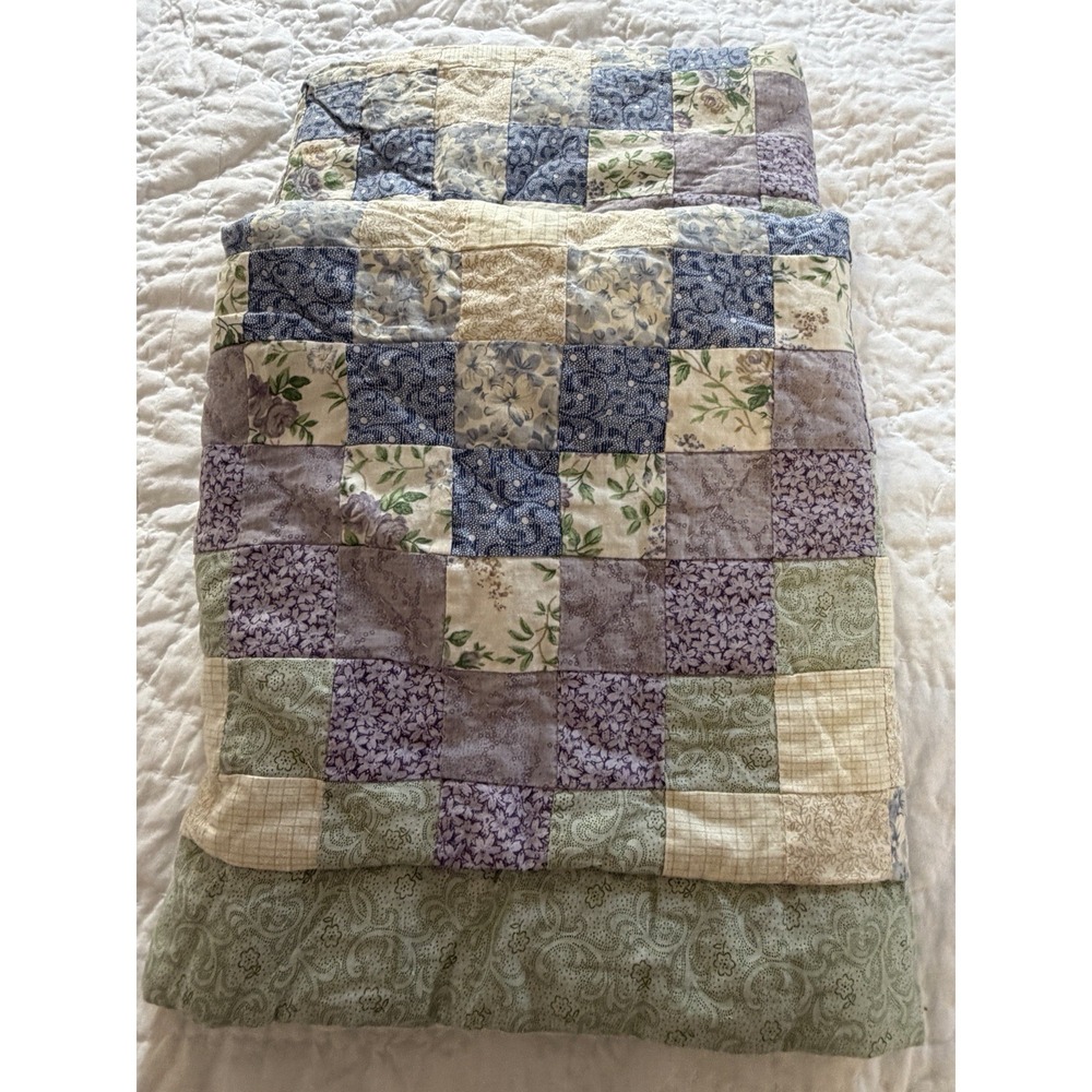 JCPenney Home Collection Pillow Shams Green Lilac Set Of 2 Standard Size 23x29"